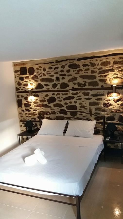 הוילה אגיוס ניקולאוס Marianthi'S Stone House מראה חיצוני תמונה